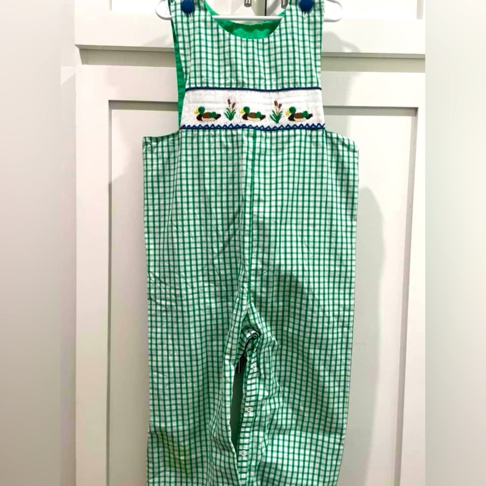 NWOT Longall with ducks smocking